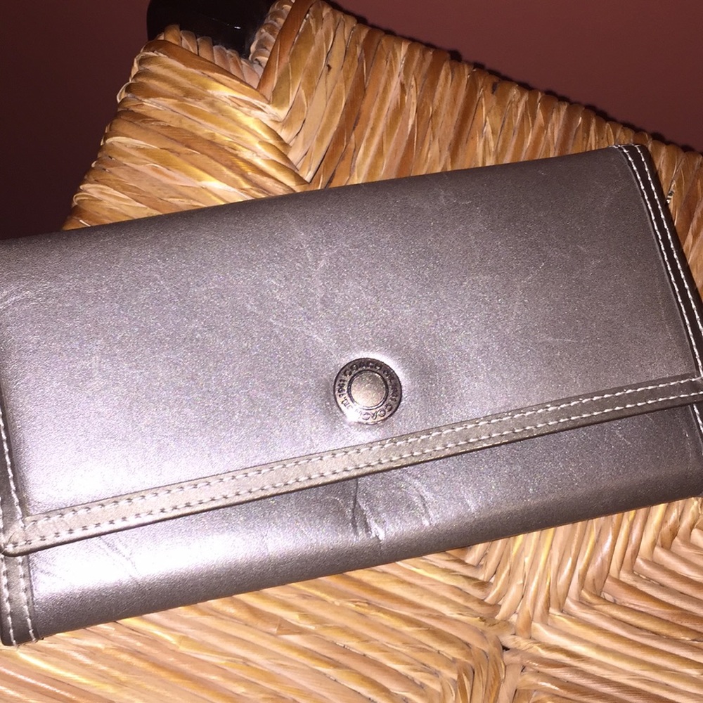 Coach wallet- hardly used!